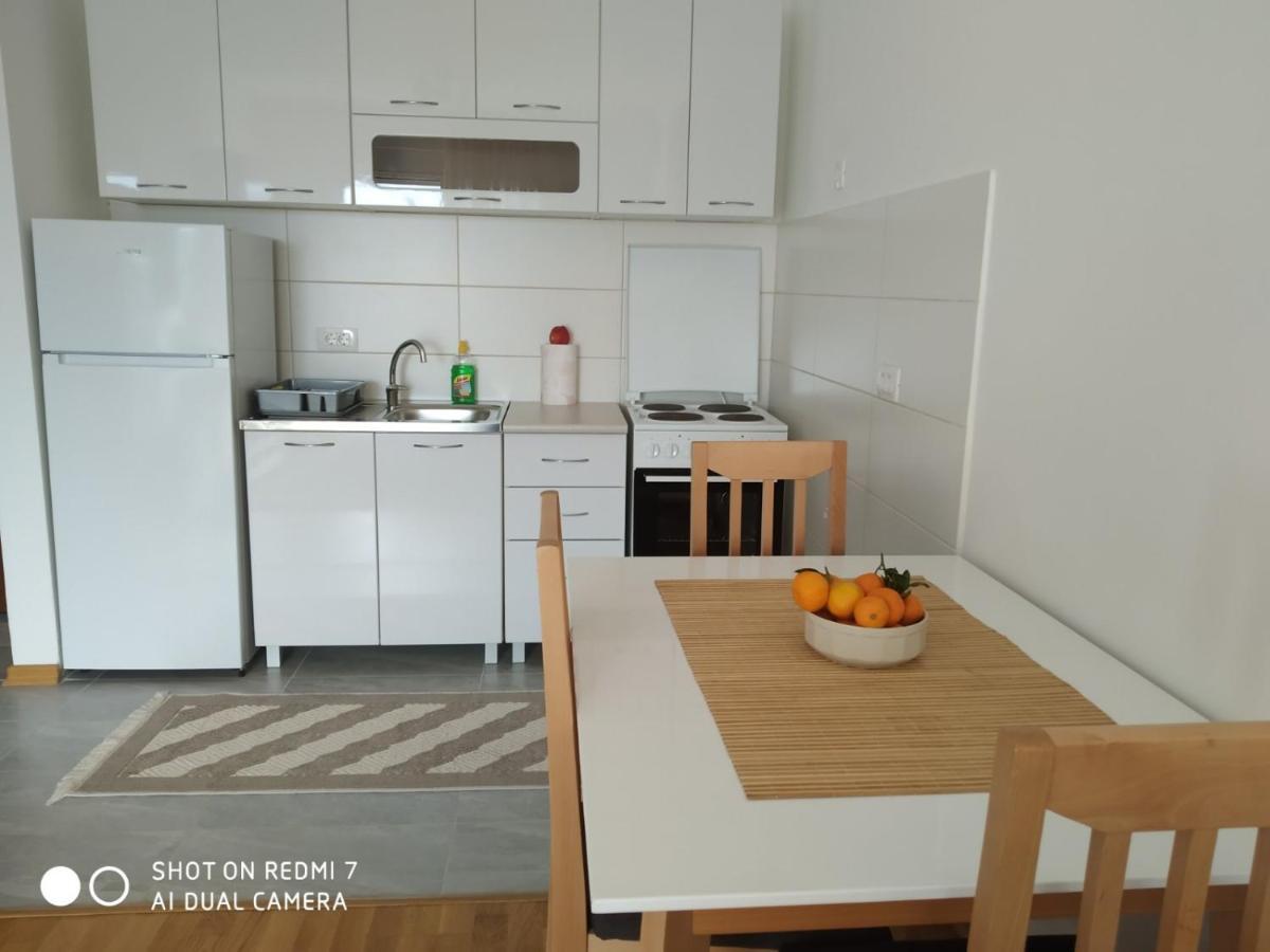 Aga Apartman פודגוריצה מראה חיצוני תמונה