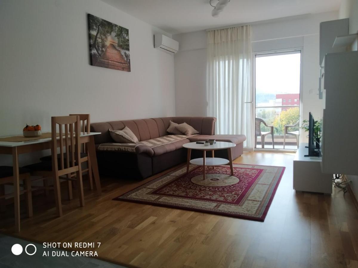 Aga Apartman פודגוריצה מראה חיצוני תמונה