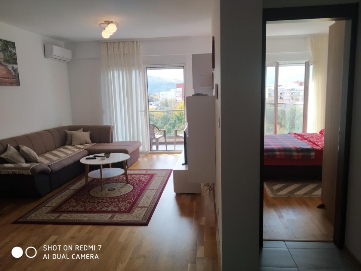 Aga Apartman פודגוריצה מראה חיצוני תמונה