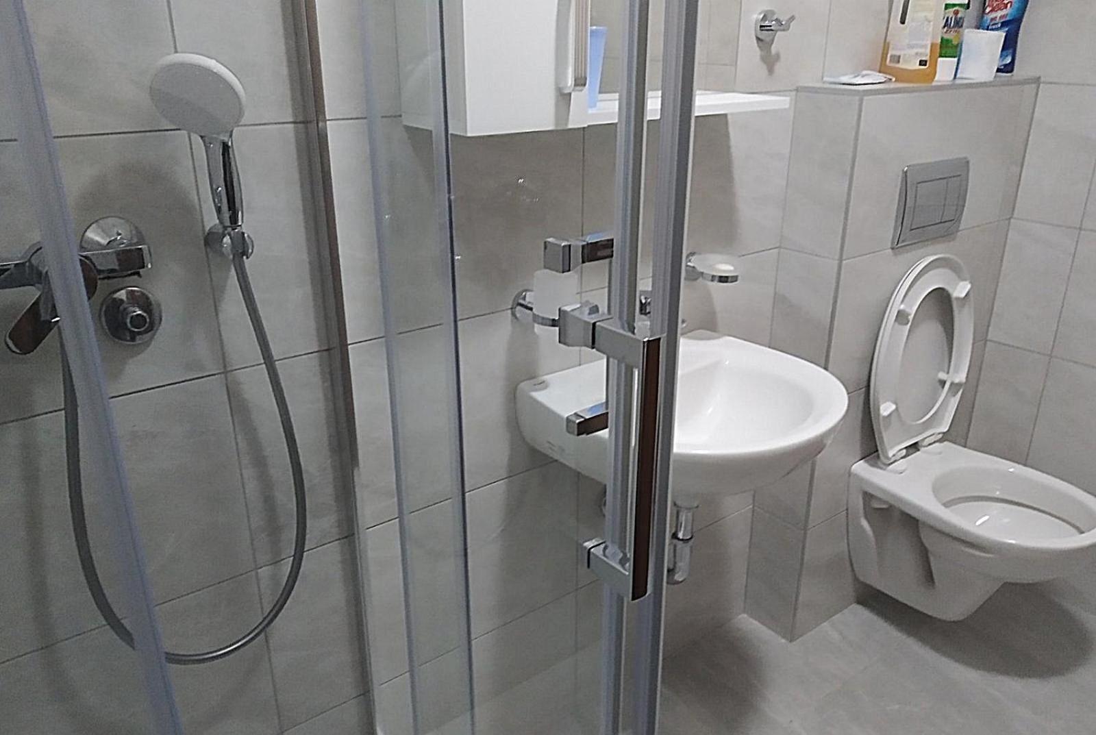 Aga Apartman פודגוריצה מראה חיצוני תמונה